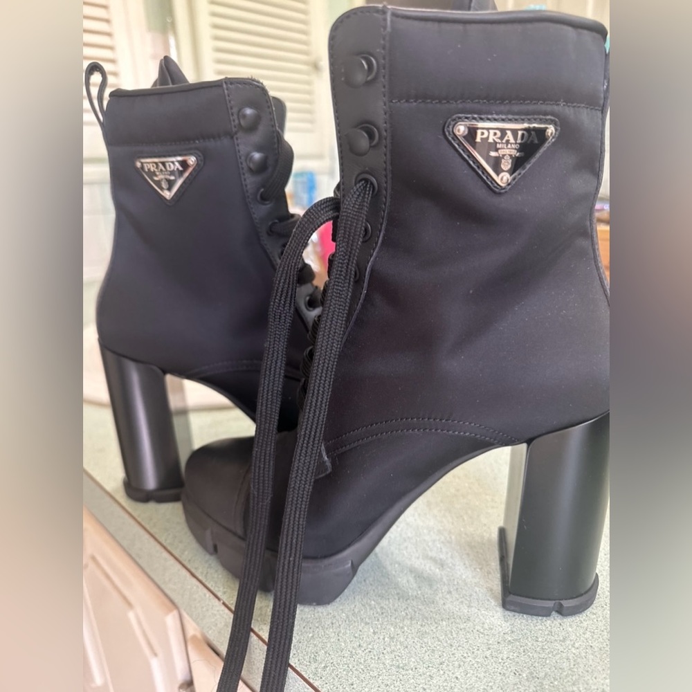 Prada Brushed leather and Nylon booties. Black EUR 38 US 7
